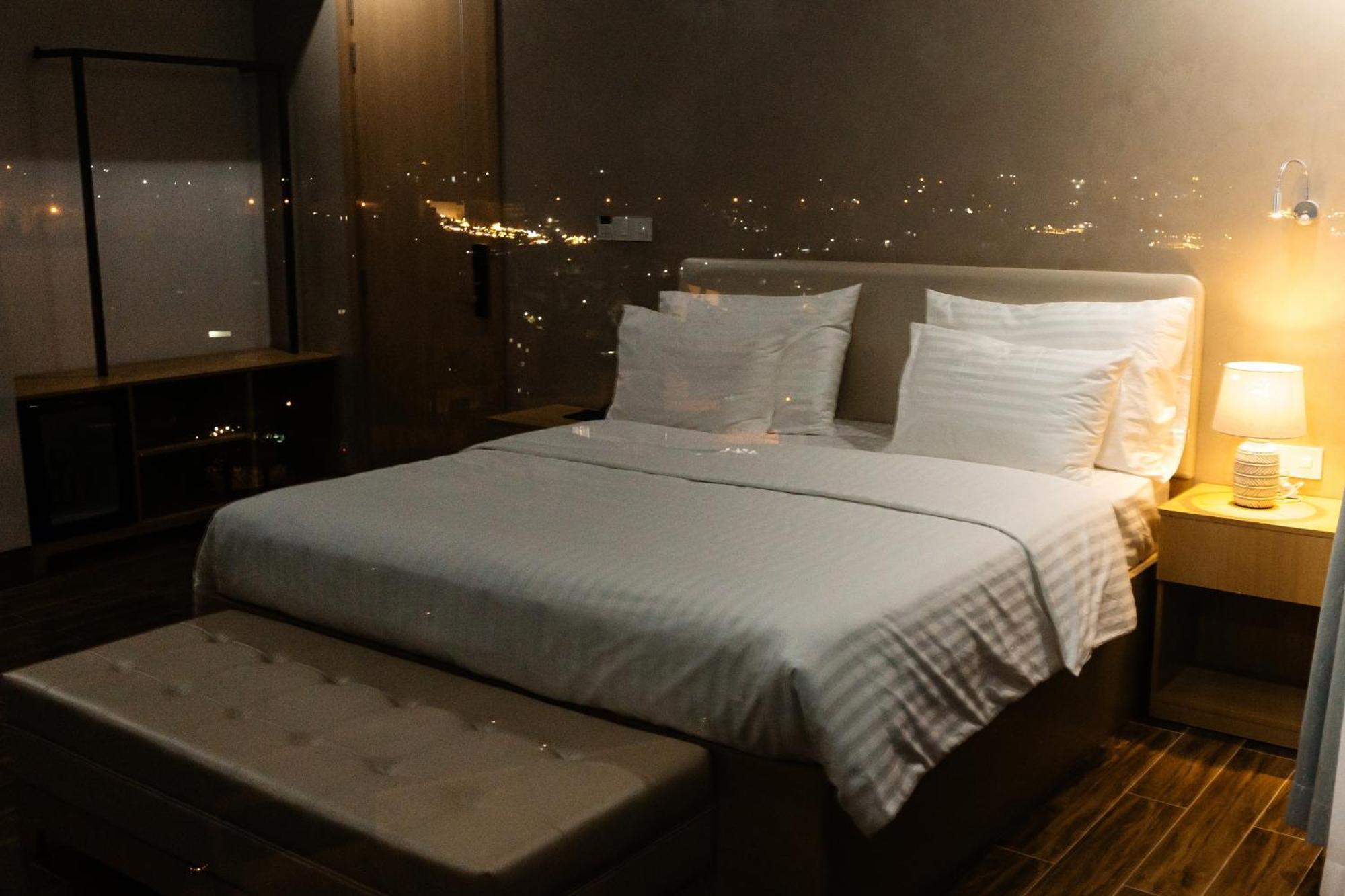 Diora Hotel Pleiku By Hos Eksteriør bilde