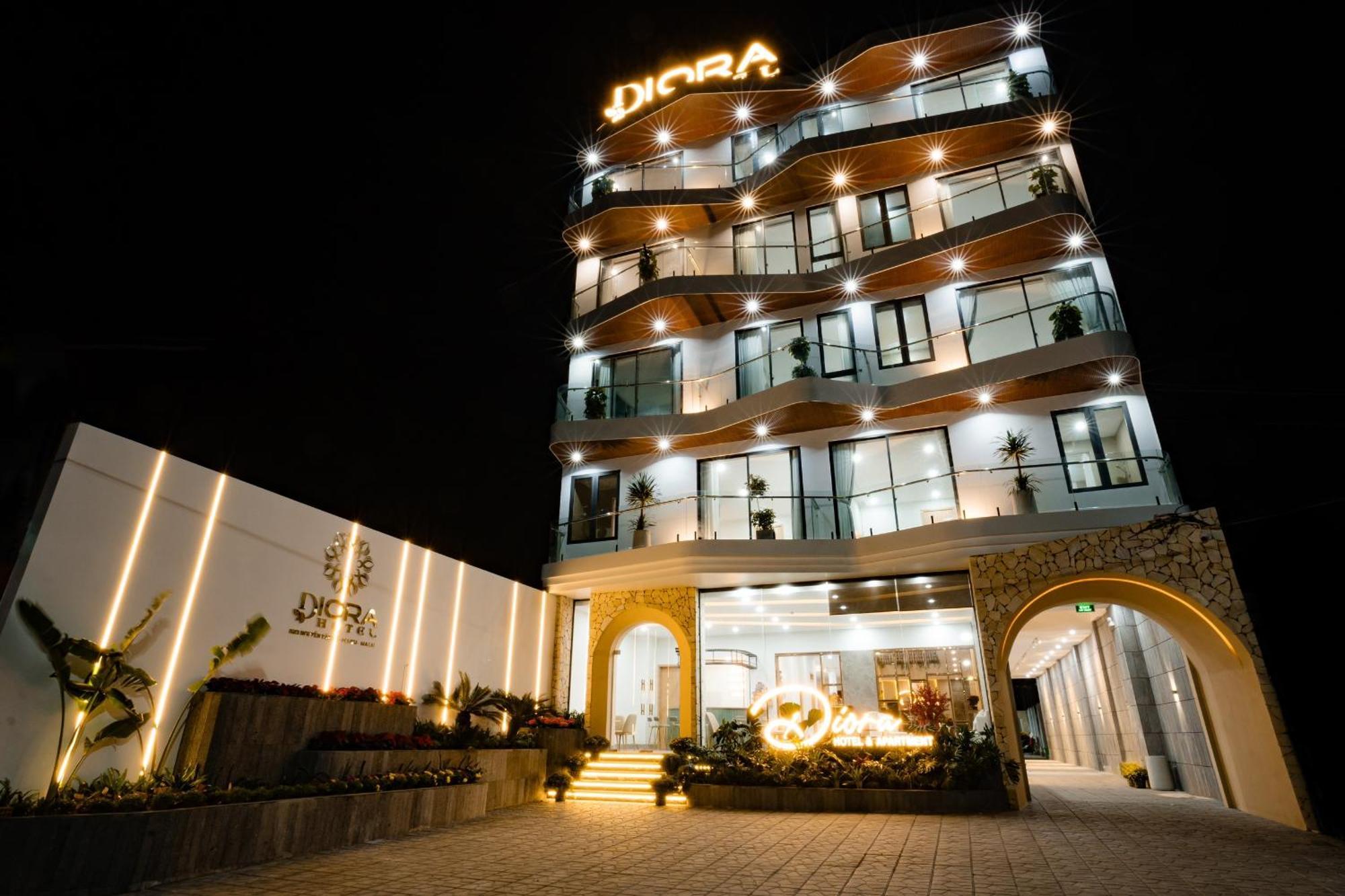 Diora Hotel Pleiku By Hos Eksteriør bilde