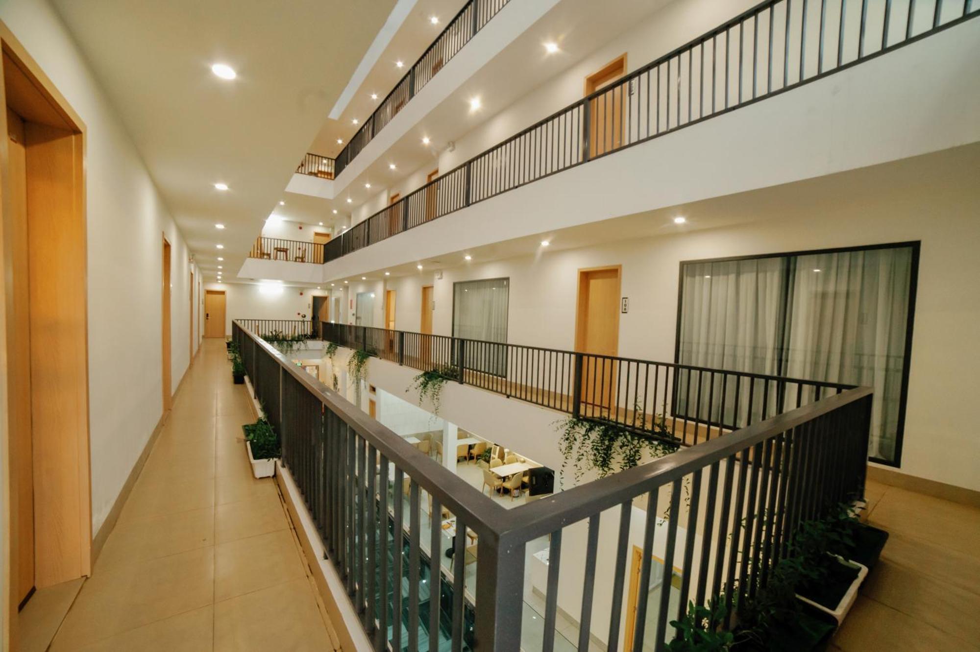 Diora Hotel Pleiku By Hos Eksteriør bilde
